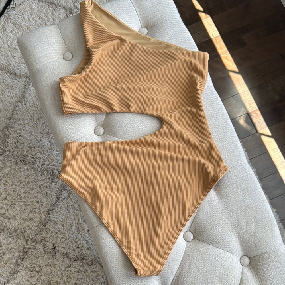 Beach Riot One Shoulder Tan One Piece - Picture 5 of 8